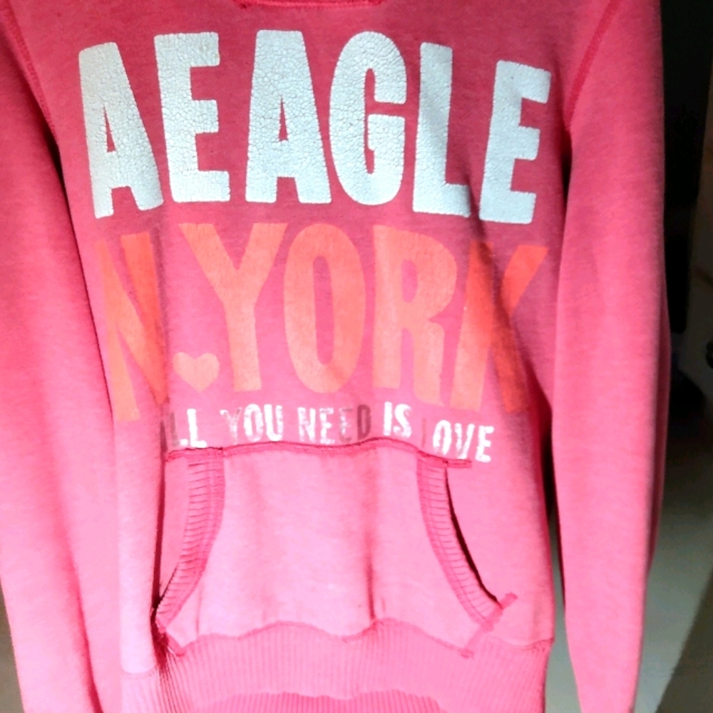 American eagle light red/pinkish pullover hoodie